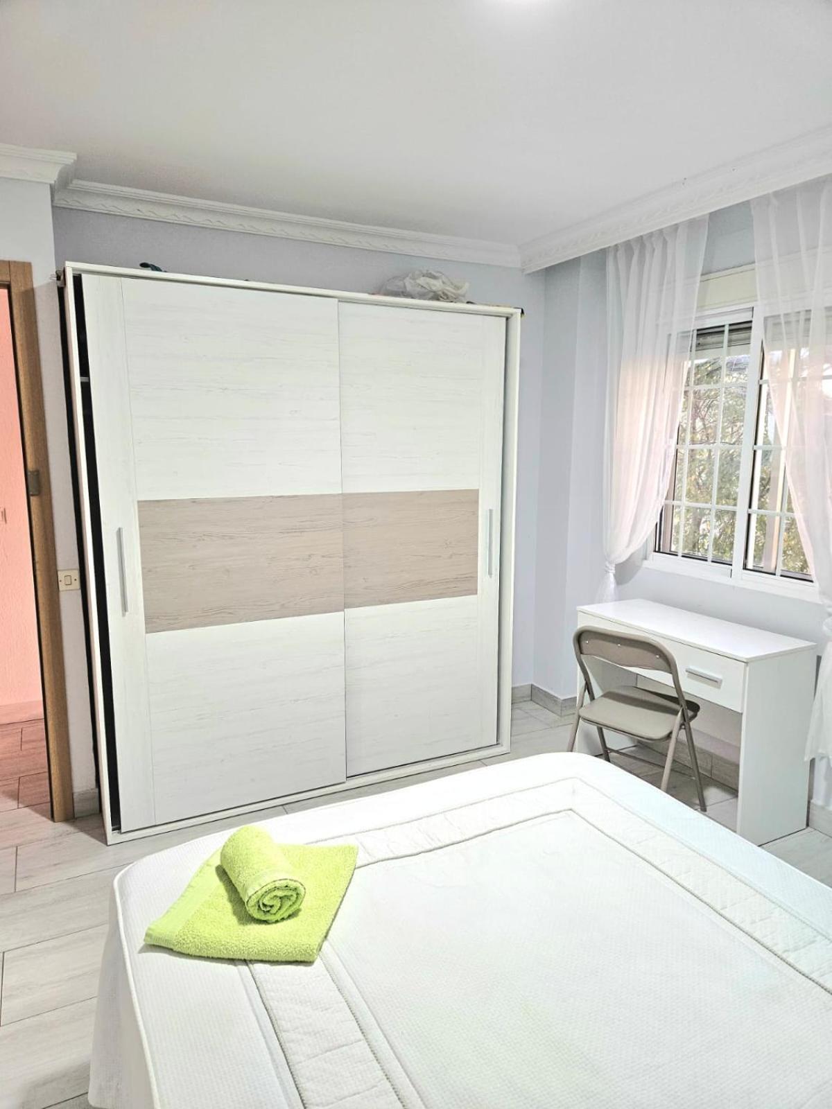 Habitacion Privada A 15 Min De La Playa/Piso Hotel Huelva Exterior photo